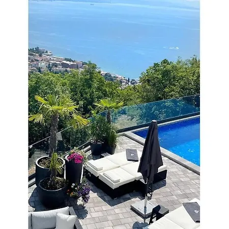 White Pearl Diamond * Opatija