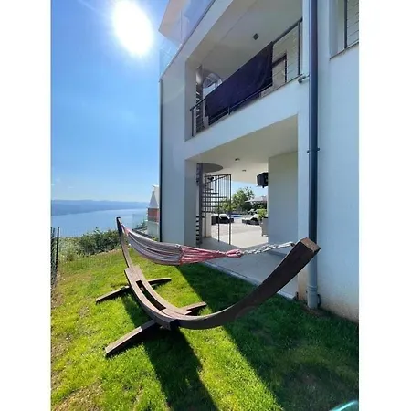 White Pearl Diamond Villa *